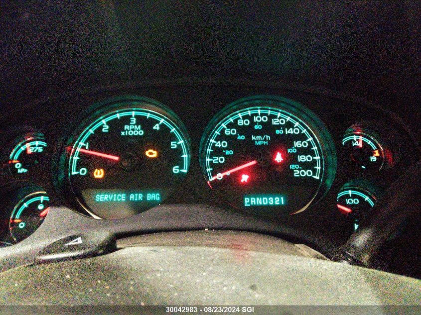 2007 Chevrolet Tahoe K1500 VIN: 1GNFK13047J138173 Lot: 30042983