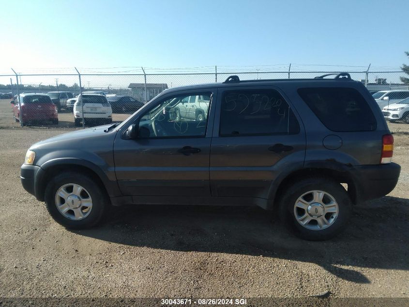 2003 Ford Escape Xlt VIN: 1FMYU93103KD89002 Lot: 30043671