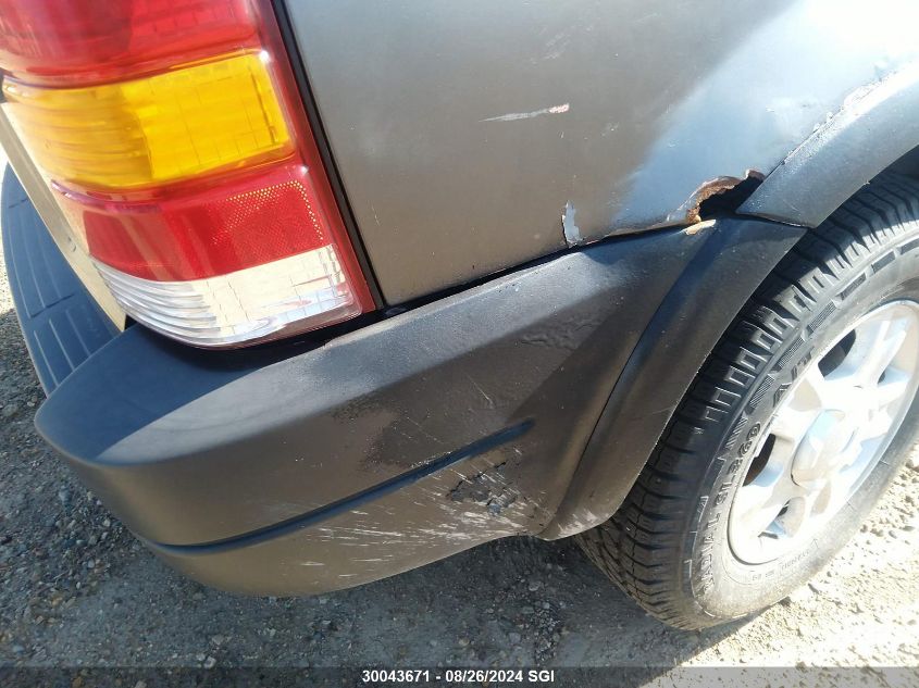 2003 Ford Escape Xlt VIN: 1FMYU93103KD89002 Lot: 30043671