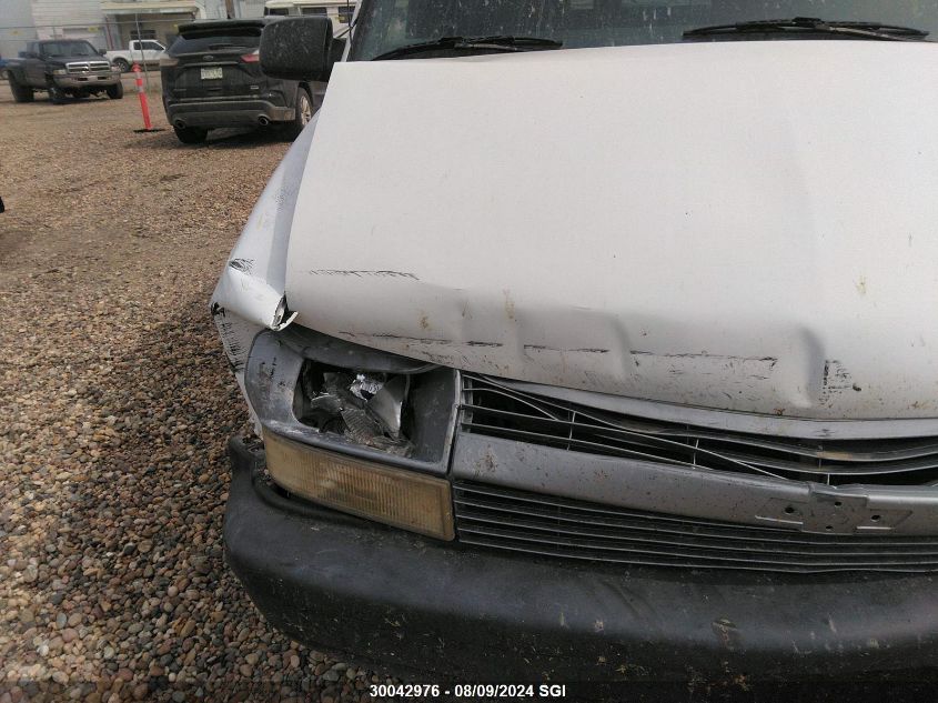 1995 Chevrolet Astro VIN: 1GNDM19WXSB204371 Lot: 30042976