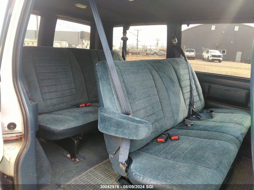 1995 Chevrolet Astro VIN: 1GNDM19WXSB204371 Lot: 30042976