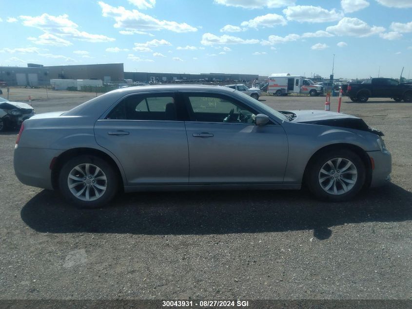 2C3CCAAG7JH307978 2018 Chrysler 300 Touring