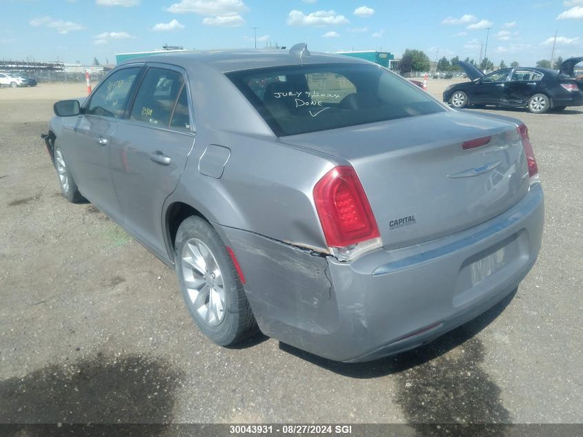 2C3CCAAG7JH307978 2018 Chrysler 300 Touring