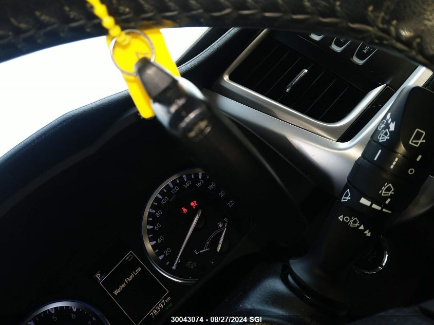 2018 Toyota Highlander Se/Xle VIN: 5TDJZRFH2JS536359 Lot: 30043074