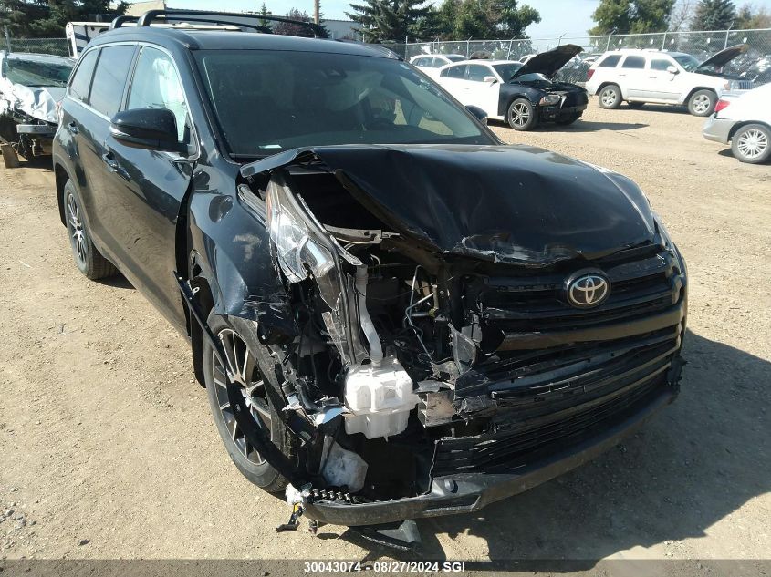 2018 Toyota Highlander Se/Xle VIN: 5TDJZRFH2JS536359 Lot: 30043074