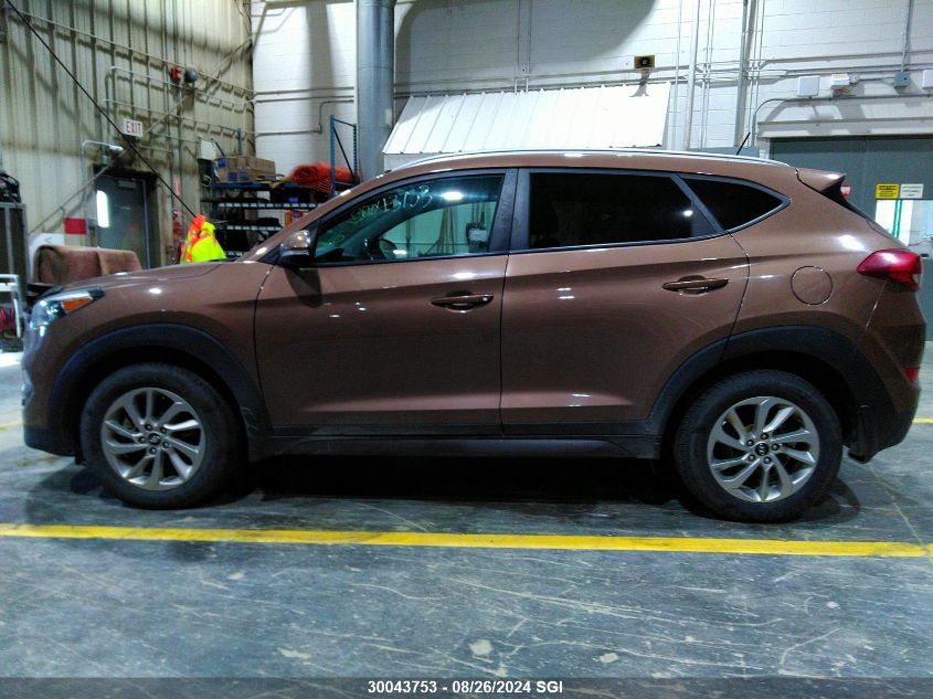 2016 Hyundai Tucson Limited/Sport And Eco/Se VIN: KM8J33A49GU042695 Lot: 30043753