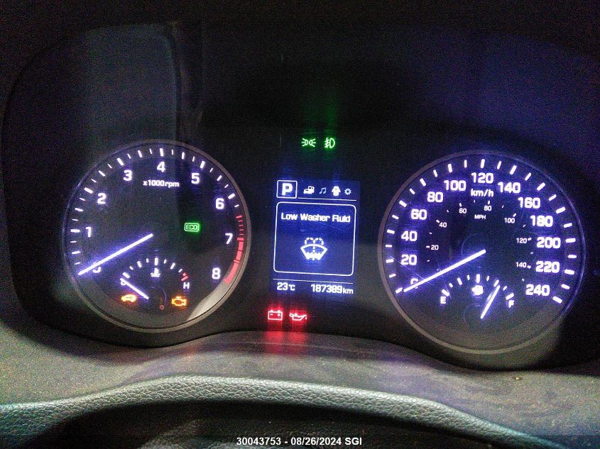 2016 Hyundai Tucson Limited/Sport And Eco/Se VIN: KM8J33A49GU042695 Lot: 30043753