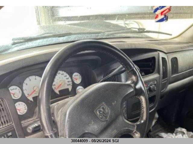 2002 Dodge Ram 1500 VIN: 1B7HU18Z72J107947 Lot: 30044009