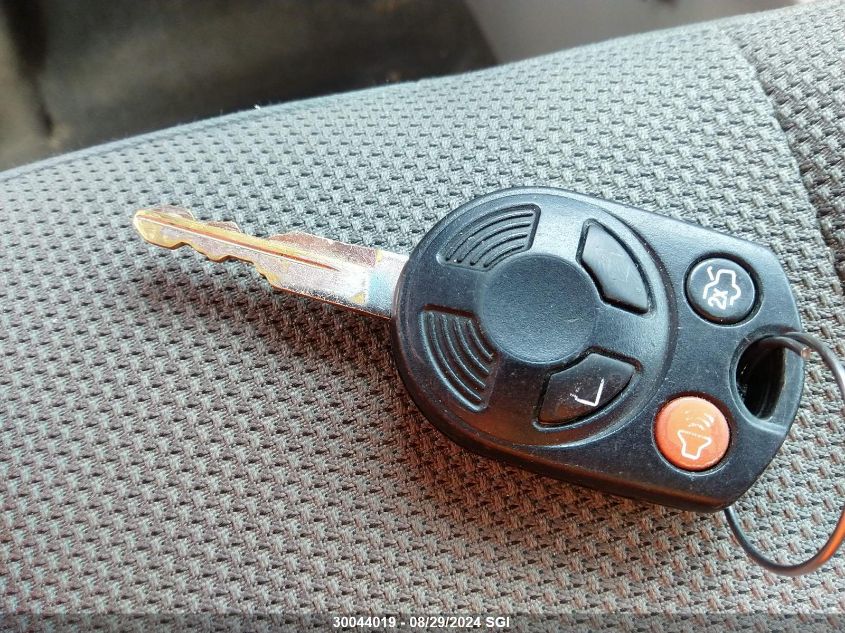 2010 Ford Escape Xlt VIN: 1FMCU9D7XAKB16904 Lot: 30044019