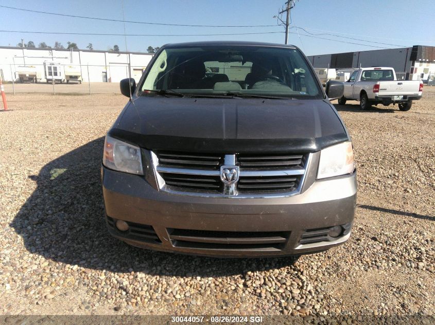2010 Dodge Grand Caravan Se VIN: 2D4RN4DE0AR496580 Lot: 30044057