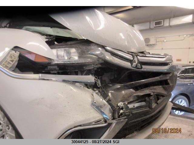 2018 Mitsubishi Outlander Es VIN: JA4AZ2A31JZ616571 Lot: 30044125