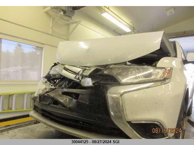 2018 Mitsubishi Outlander Es VIN: JA4AZ2A31JZ616571 Lot: 30044125