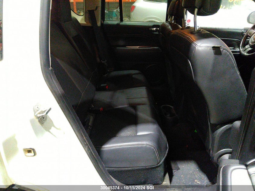 2014 Jeep Compass Sport VIN: 1C4NJDAB8ED761465 Lot: 30045374