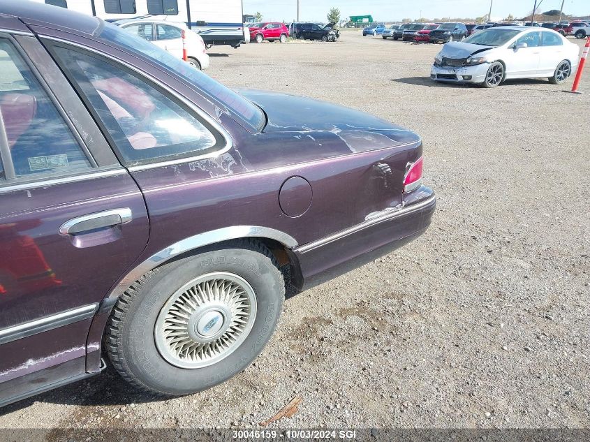 1992 Ford Crown Victoria VIN: 2FACP73W2NX242496 Lot: 30046159