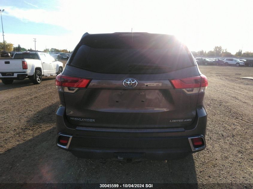 2017 Toyota Highlander Limited/Ltd Platinum VIN: 5TDDZRFHXHS379414 Lot: 30045599