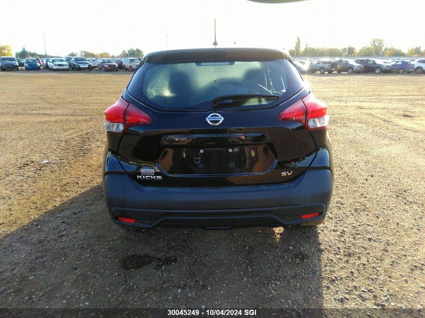 3N1CP5CU2JL509261 2018 Nissan Kicks S/Sr/Sv