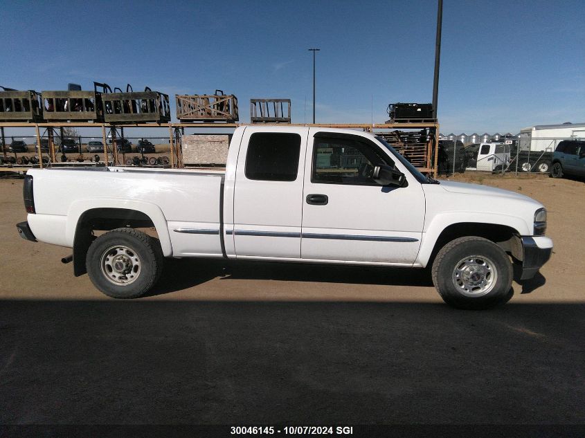 SK000000000215685 2000 GMC Sierra 2500