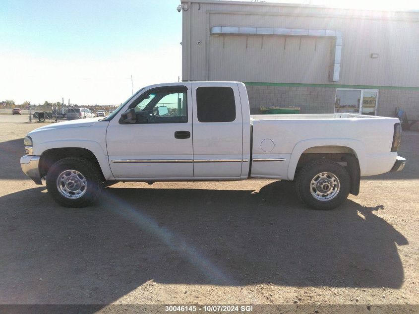 SK000000000215685 2000 GMC Sierra 2500