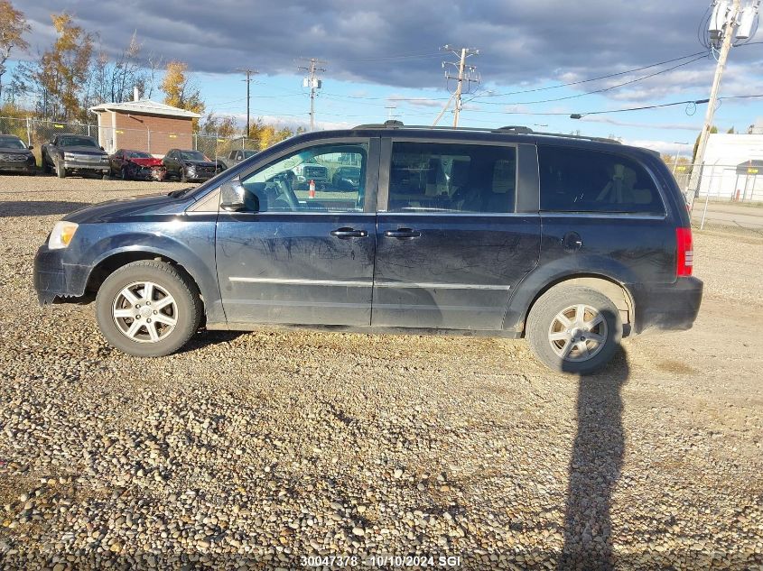 2010 Chrysler Town & Country Touring VIN: 2A4RR5DX0AR222850 Lot: 30047378