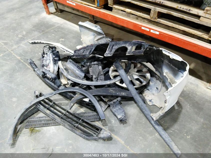 2017 Nissan Rogue Sv/Sl VIN: 5N1AT2MVXHC738875 Lot: 30047483