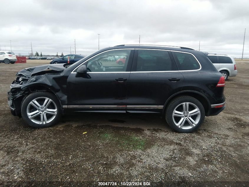 2016 Volkswagen Touareg Highline/Execline W/Rline VIN: WVGDF9BP8GD009364 Lot: 30047724