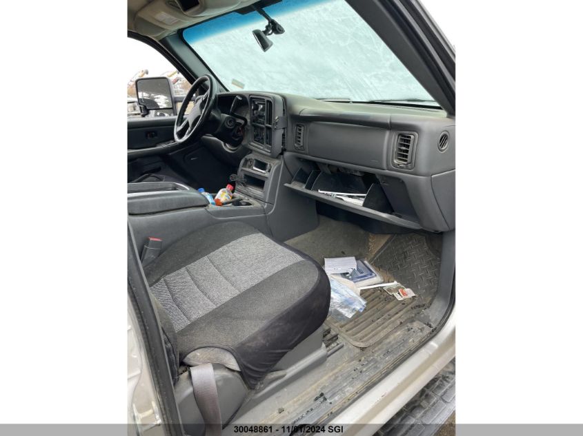 2005 GMC Sierra K2500 Heavy Duty VIN: 1GTHK23255F910754 Lot: 30048861