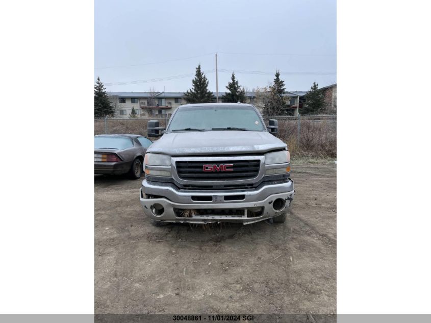 2005 GMC Sierra K2500 Heavy Duty VIN: 1GTHK23255F910754 Lot: 30048861