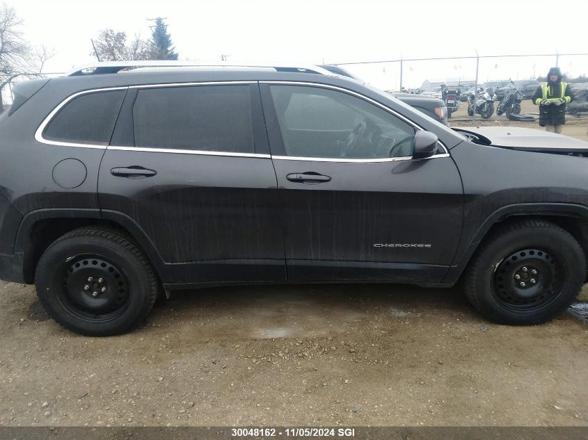 2016 Jeep Cherokee Latitude VIN: 1C4PJMCS3GW150773 Lot: 30048162