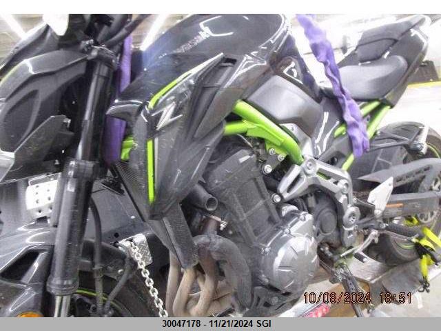 2017 Kawasaki Zr900 VIN: JKAZR2A1XHDA14859 Lot: 30047178