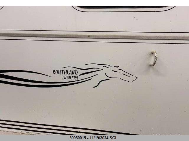 2000 Southland Enclosed VIN: 2S9EG3353Y1027246 Lot: 30050015