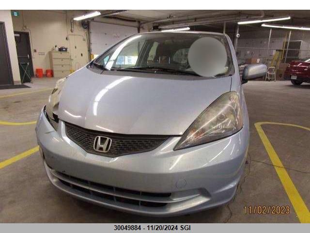 2009 Honda Fit Lx VIN: JHMGE88549S813792 Lot: 30049884