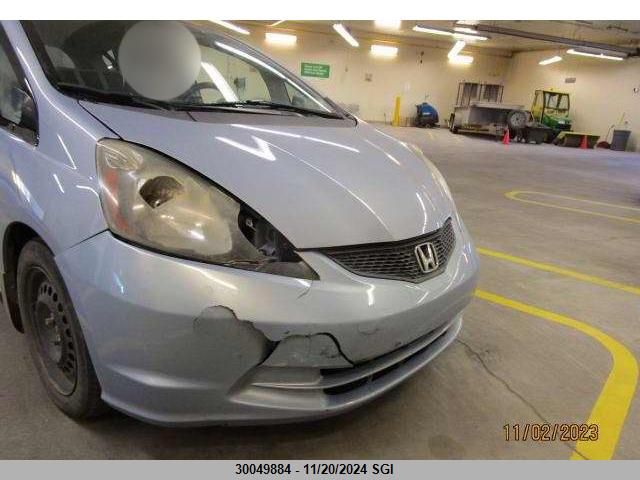 2009 Honda Fit Lx VIN: JHMGE88549S813792 Lot: 30049884