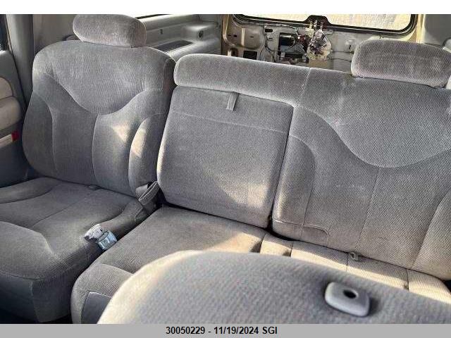 2000 GMC Yukon Xl K2500 VIN: 3GKGK26U2YG176834 Lot: 30050229