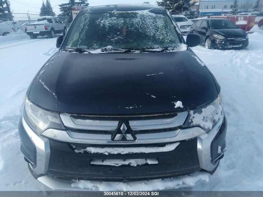 2018 Mitsubishi Outlander Es VIN: JA4AZ2A33JZ612621 Lot: 30045610