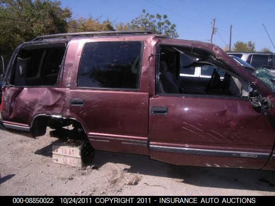 1997 Chevrolet Tahoe C1500 VIN: 1GNEC13R9VJ371776 Lot: 8850022