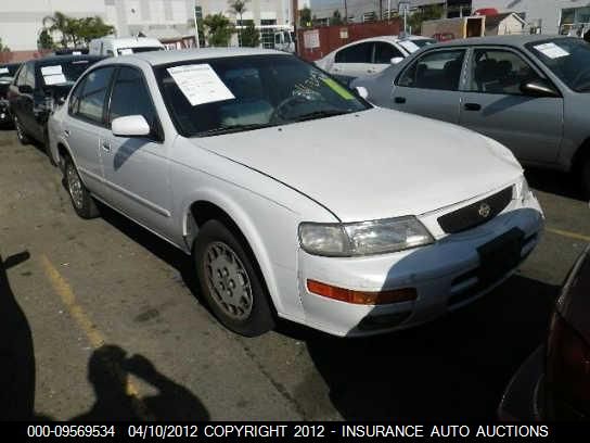 1996 Nissan Maxima Gle/Gxe/Se VIN: JN1CA21DXTT135225 Lot: 9569534