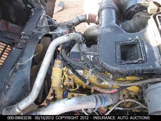 2000 International 9400 I VIN: 2HSCNASR3YC072466 Lot: 9683236