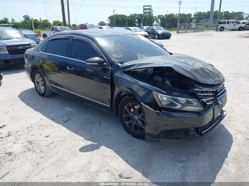 2017 VOLKSWAGEN PASSAT 1.8T S — снимка 1