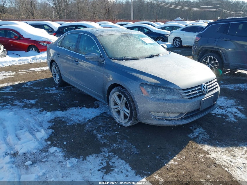 2014 VOLKSWAGEN PASSAT 2.0L TDI SEL PREMIUM — снимка 1