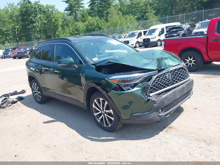 2022 TOYOTA COROLLA CROSS XLE — снимка 1