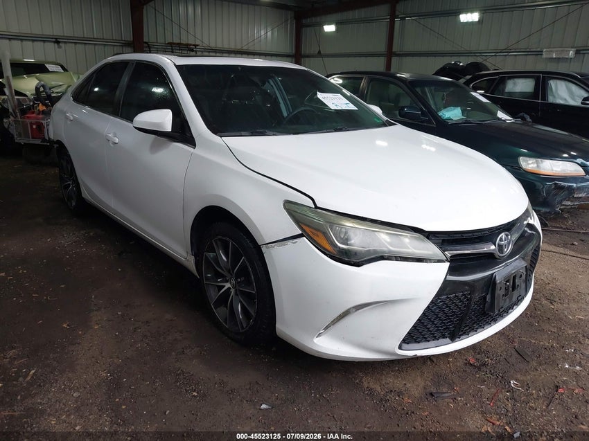 2017 TOYOTA CAMRY XSE V6 — снимка 1