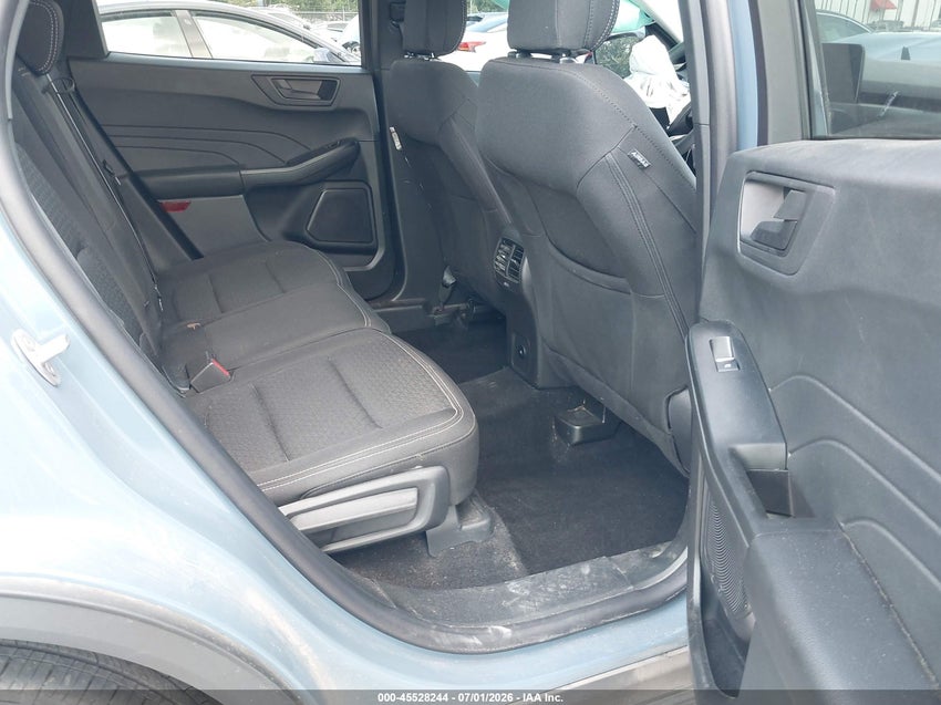 Позашляховики FORD ESCAPE 2025 Синій