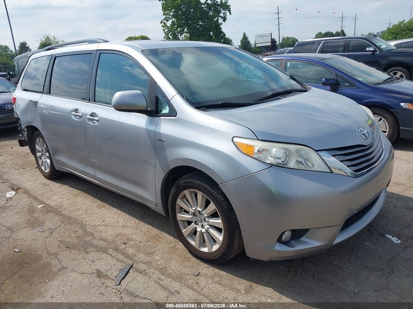 2016 TOYOTA SIENNA XLE 7 PASSENGER — снимка 1