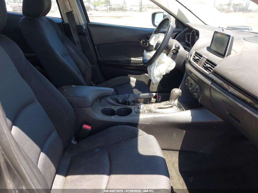Седаны MAZDA MAZDA3 2016 Серый