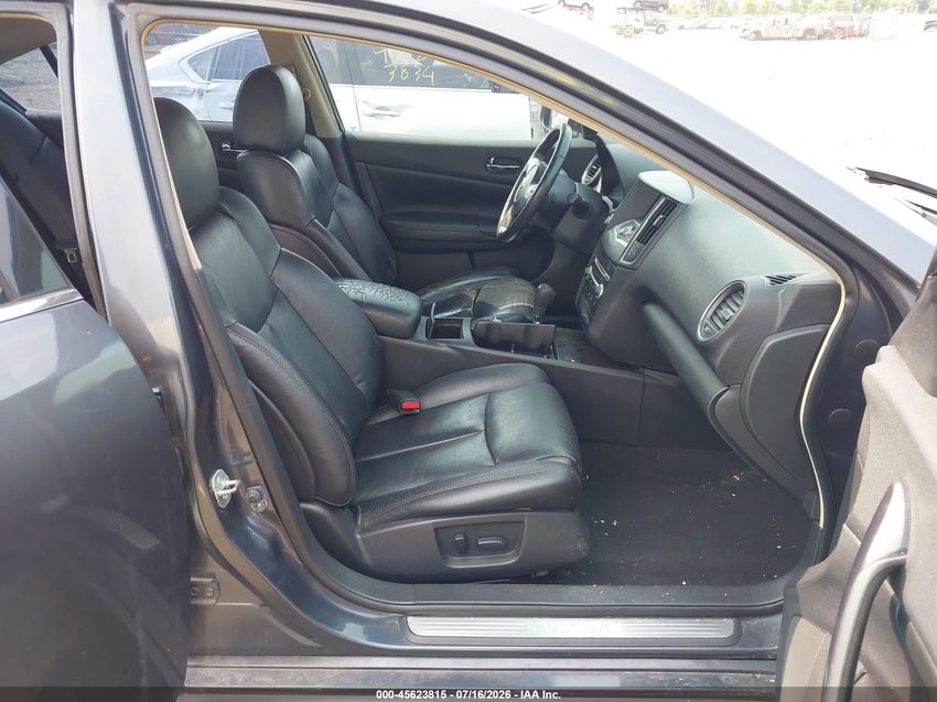 Седаны NISSAN MAXIMA 2013 Серый