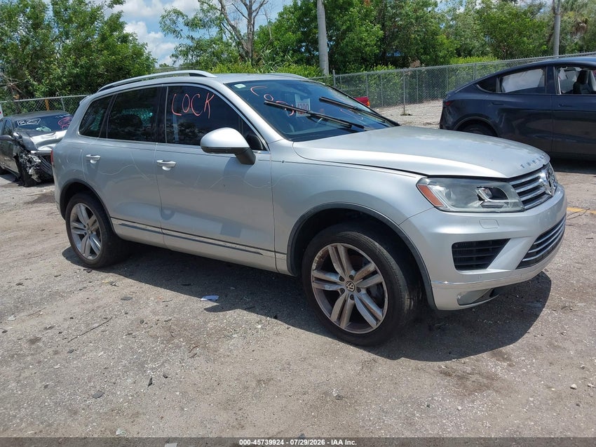 2016 VOLKSWAGEN TOUAREG TDI SPORT W/TECHNOLOGY — снимка 1
