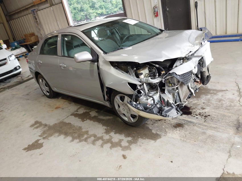 2010 TOYOTA COROLLA LE — снимка 1