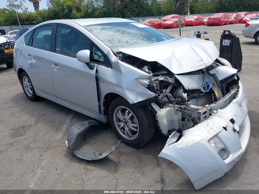 2010 TOYOTA PRIUS III — снимка 1