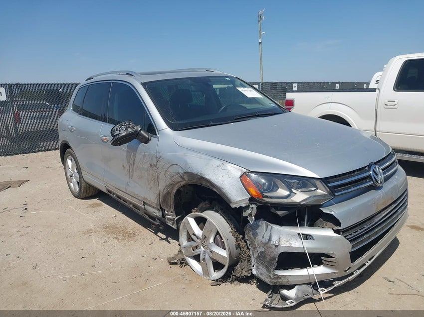 2012 VOLKSWAGEN TOUAREG VR6 LUX — снимка 1