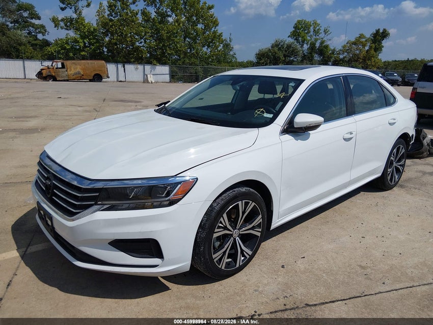2021 VOLKSWAGEN PASSAT 2.0T SE — снимка 1